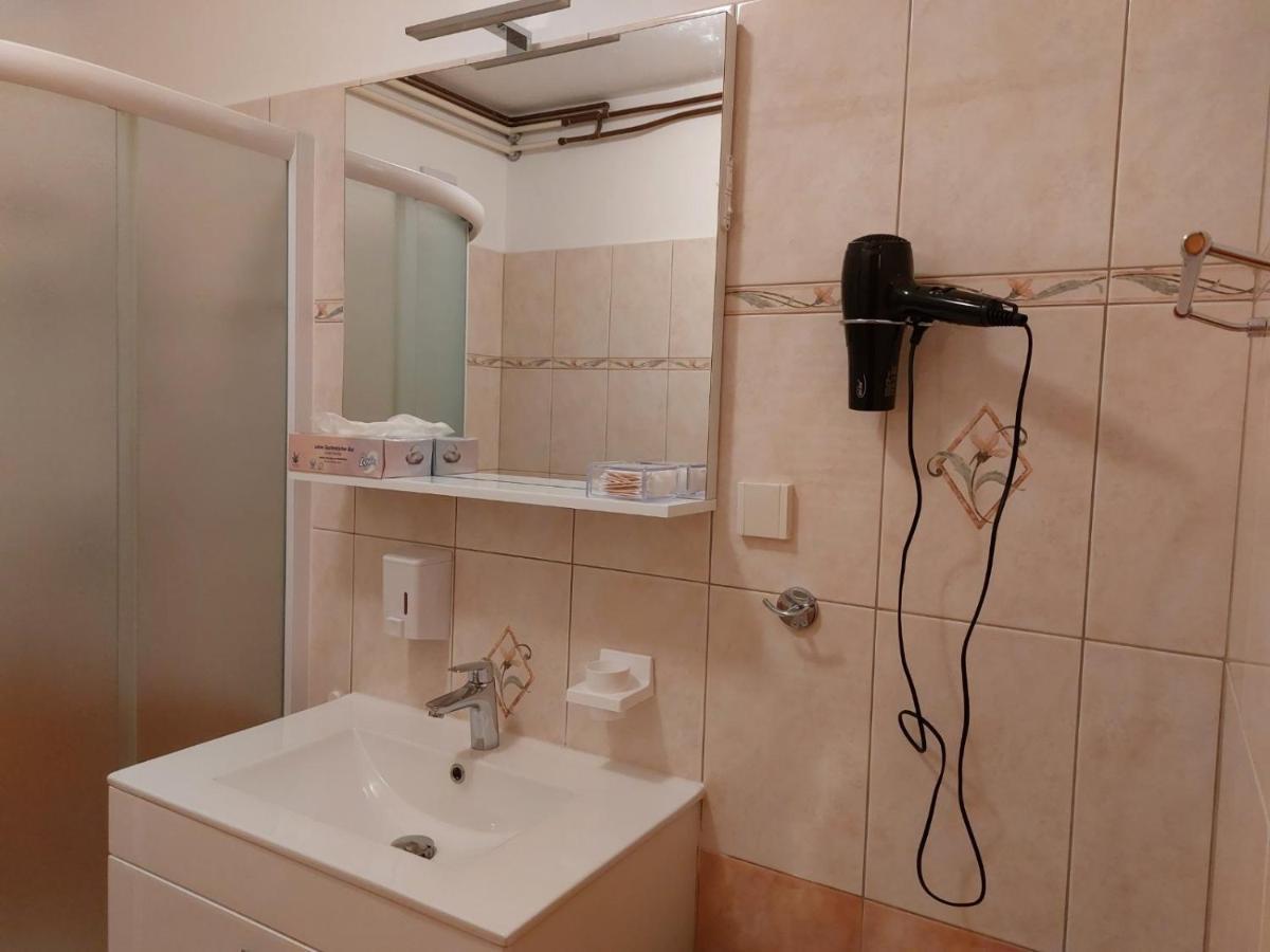 Studio Apartman Viktoria Rabac Eksteriør billede